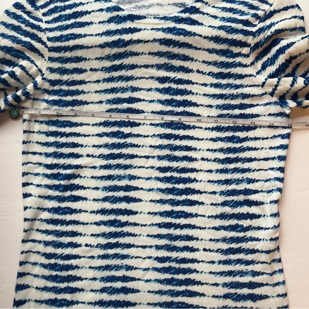 J. McLaughlin Blue and White Ink Striped Women's Crew Neck Sweater Size XS - Picture 4 of 6